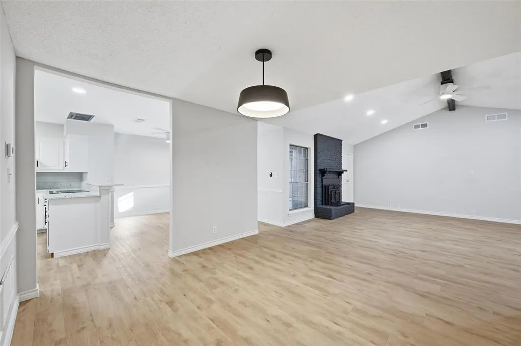 921 Autumn Lake Drive