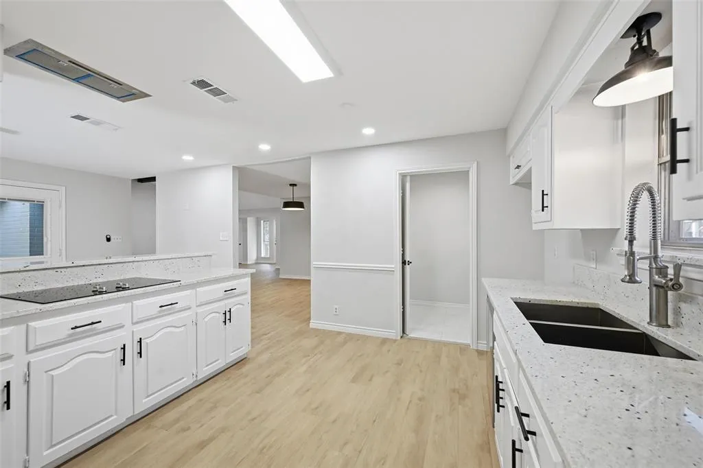 921 Autumn Lake Drive