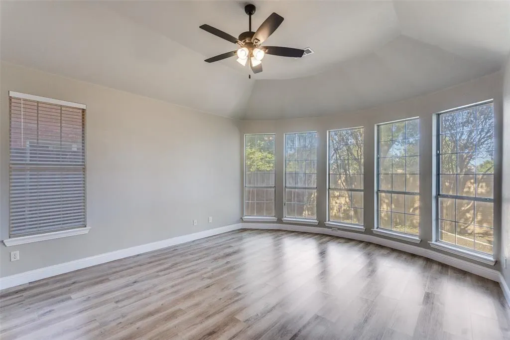 417 Long Cove Court