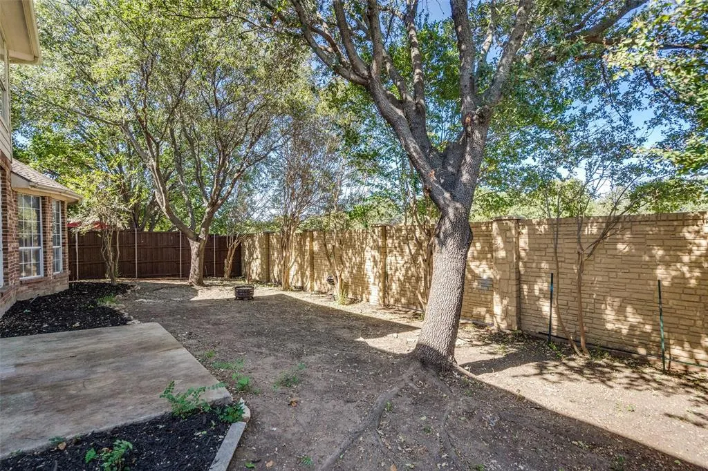 417 Long Cove Court