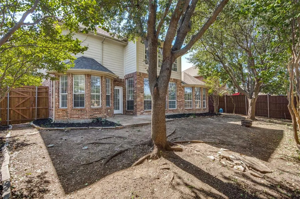 417 Long Cove Court