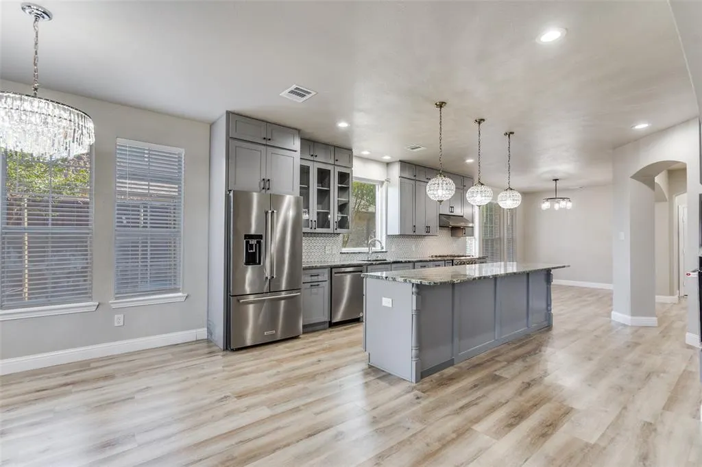 417 Long Cove Court