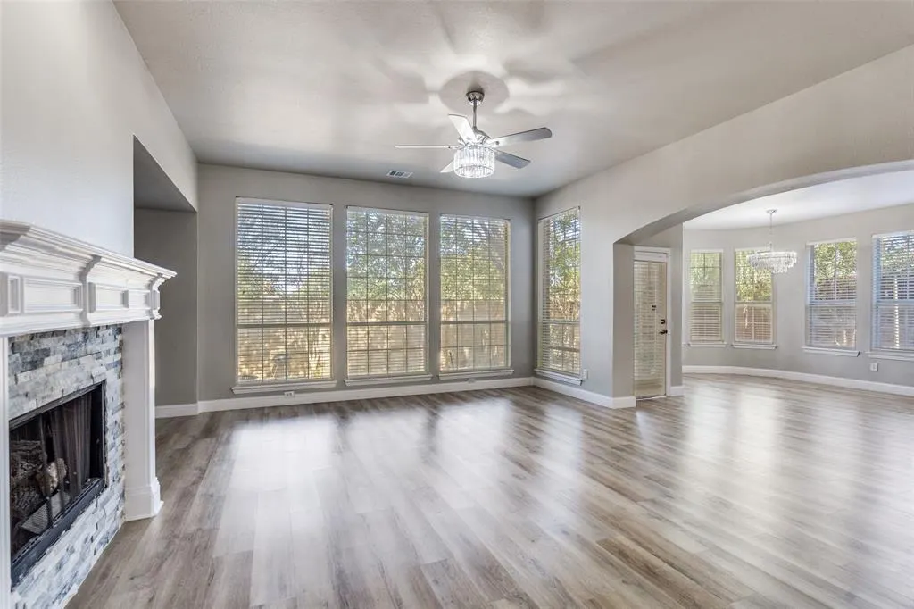 417 Long Cove Court