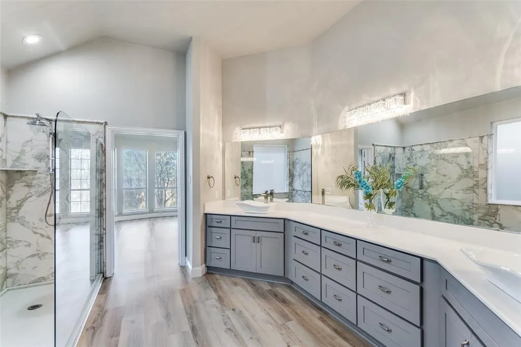 417 Long Cove Court