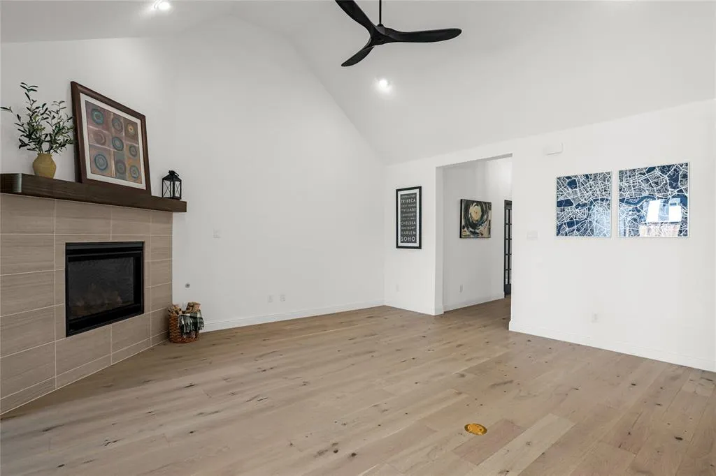 4140 Silver Spur Drive