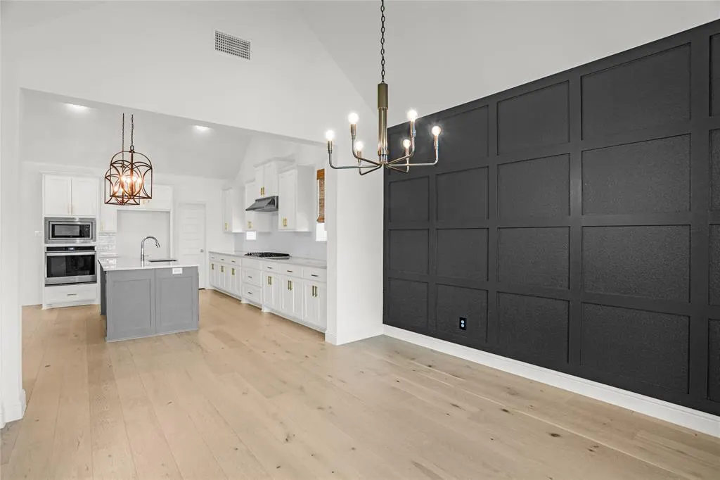 4140 Silver Spur Drive