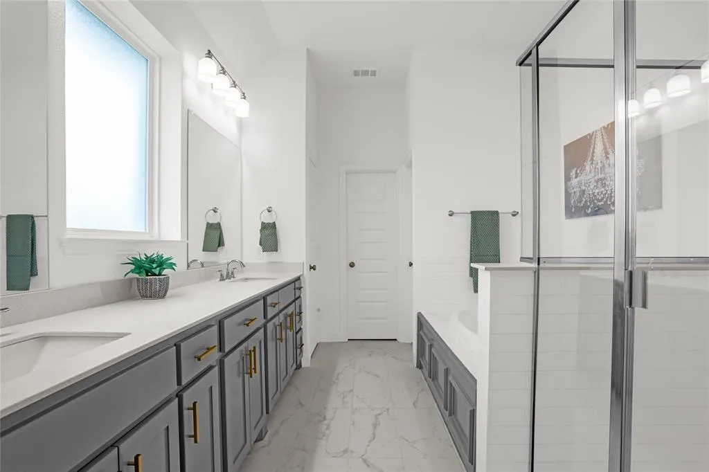 4140 Silver Spur Drive