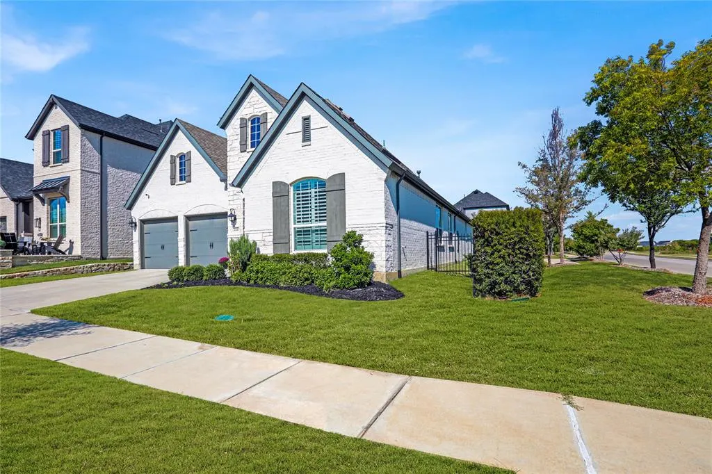 4140 Silver Spur Drive