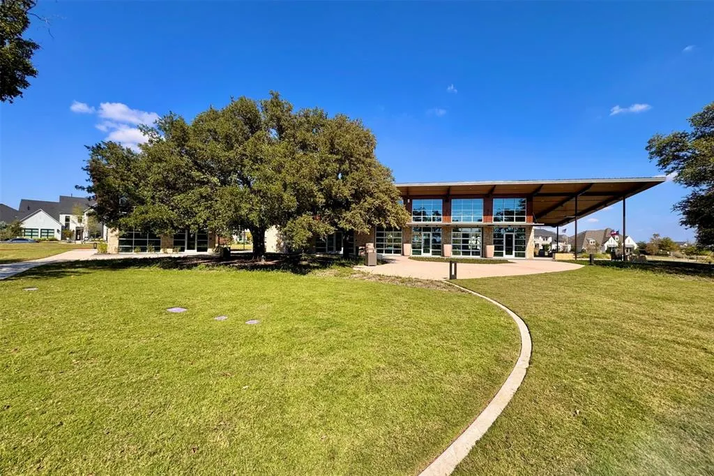 4140 Silver Spur Drive