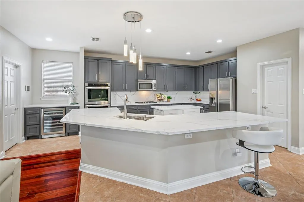 8812 Bluffcreek Lane