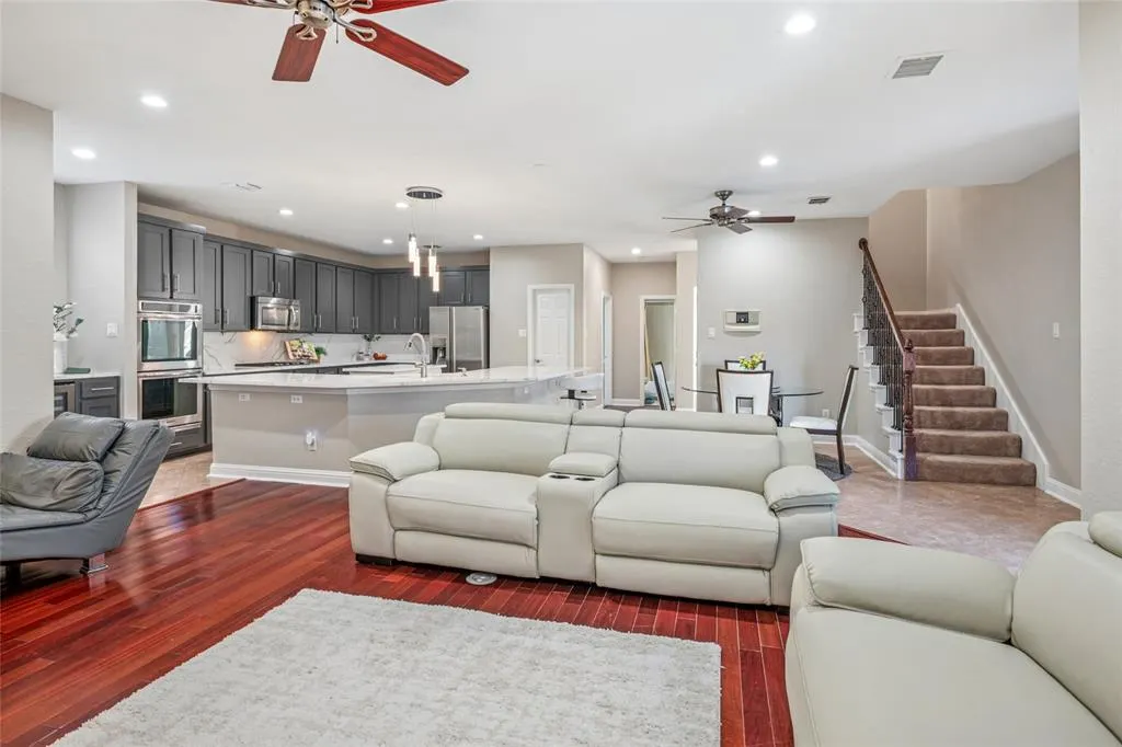 8812 Bluffcreek Lane