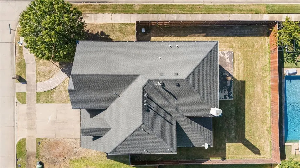 2601 Featherstone Drive