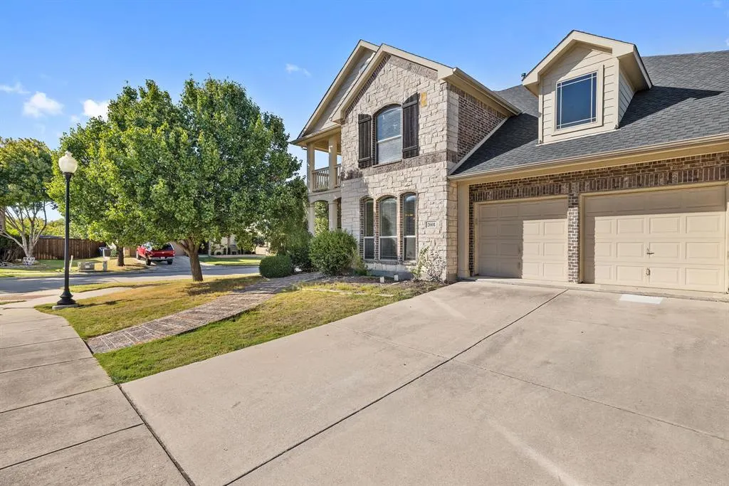 2601 Featherstone Drive