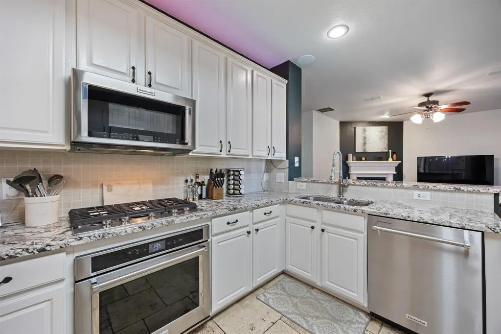 1404 Bradford Trace Drive