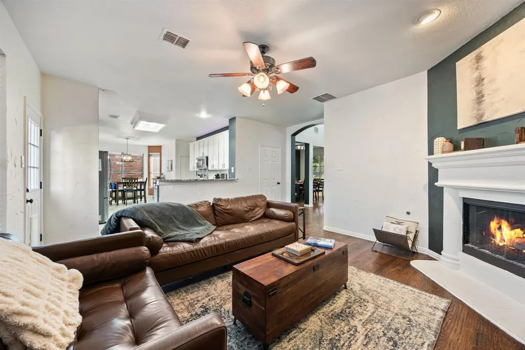 1404 Bradford Trace Drive