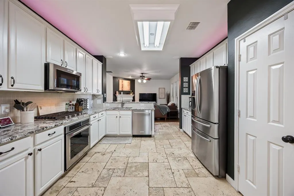 1404 Bradford Trace Drive
