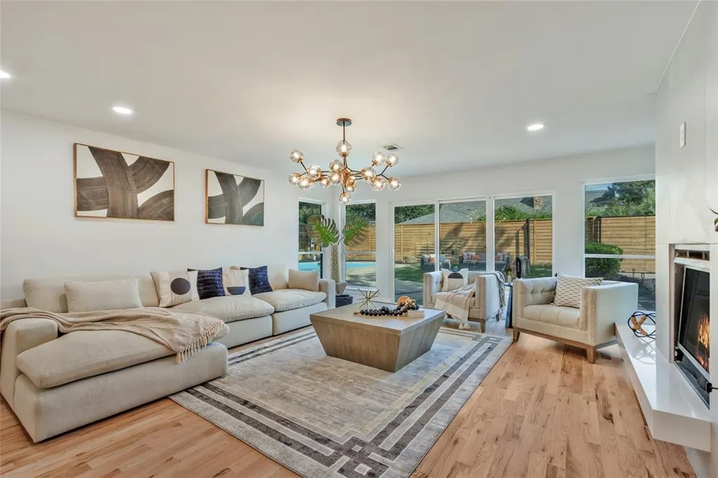 11115 Scotsmeadow Drive