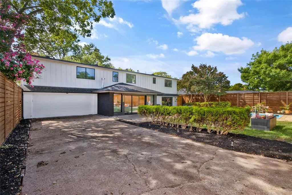 11115 Scotsmeadow Drive