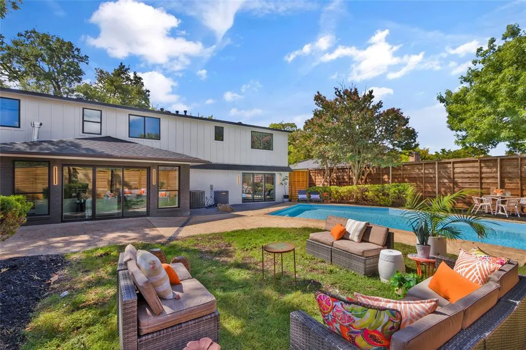 11115 Scotsmeadow Drive