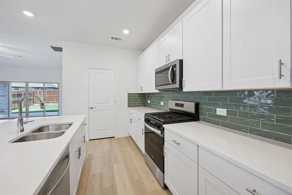 507 Midnight Oak Drive