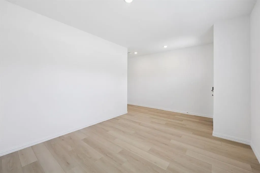 507 Midnight Oak Drive