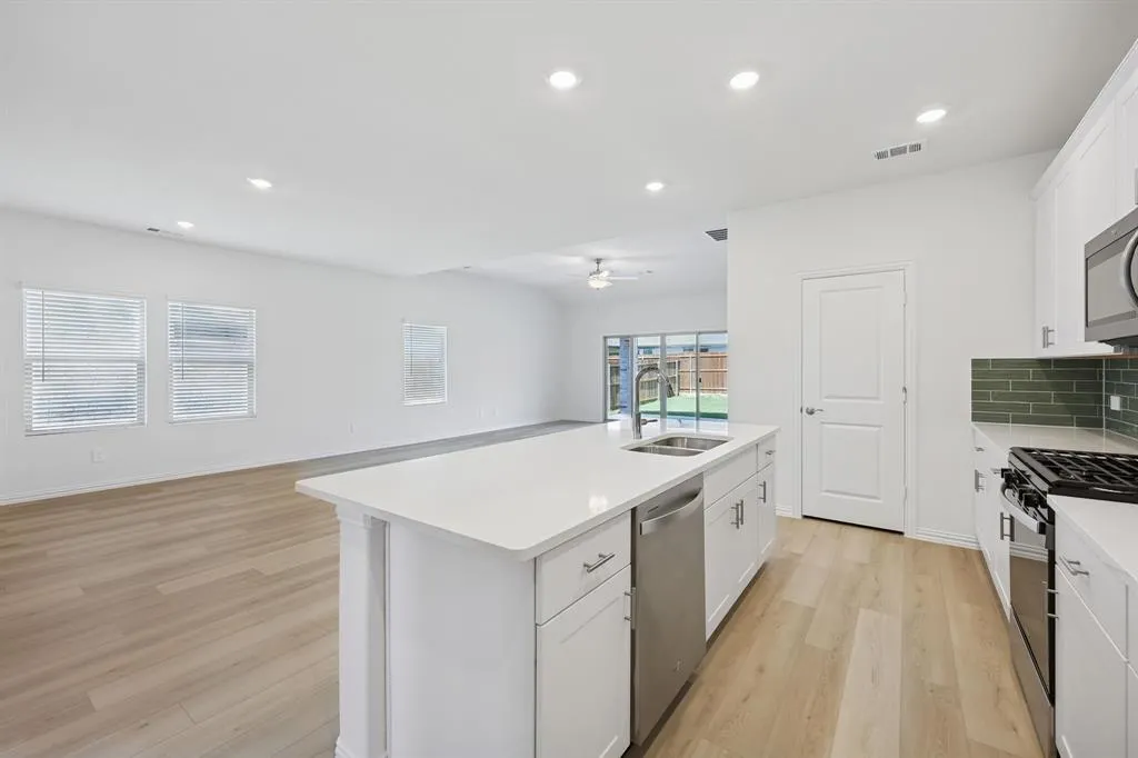 507 Midnight Oak Drive