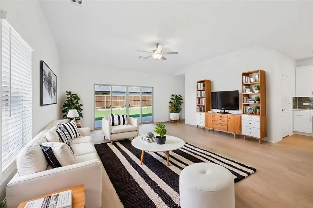 507 Midnight Oak Drive