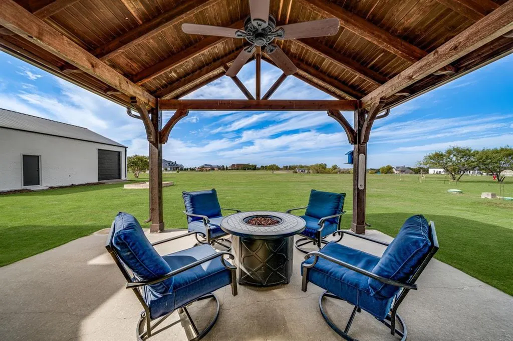 4094 Preston Lakes Circle