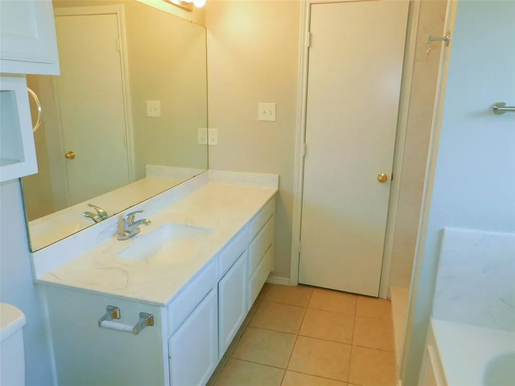 303 Cottonwood Street