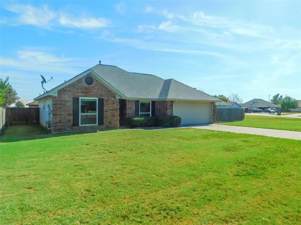 303 Cottonwood Street