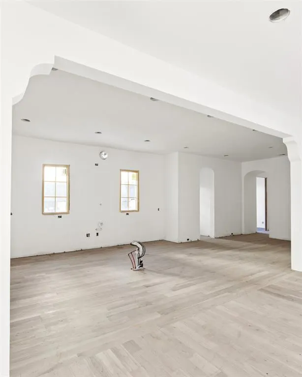 4041 Highgrove Drive