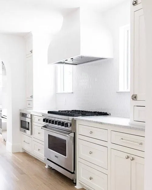 4041 Highgrove Drive