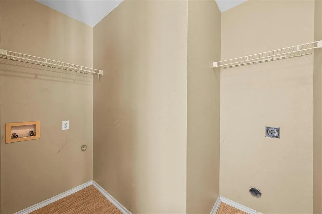 9229 Chesapeake Lane