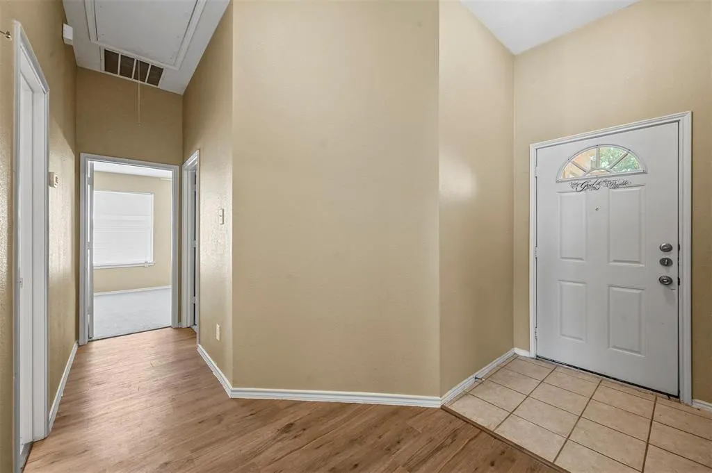 9229 Chesapeake Lane