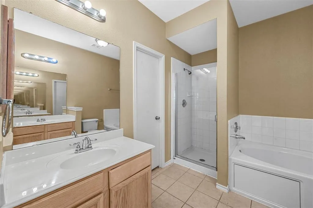 9229 Chesapeake Lane