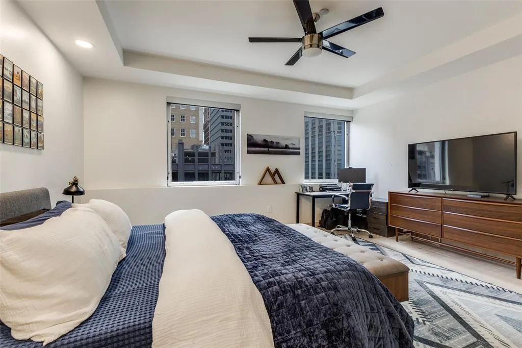 1505 Elm Street, #303