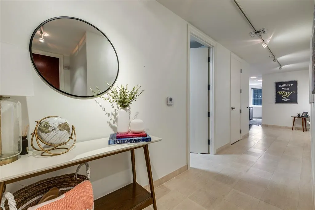 1505 Elm Street, #303