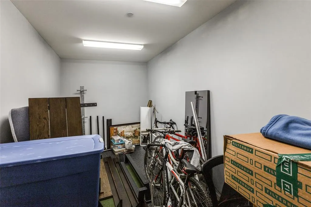 1505 Elm Street, #303