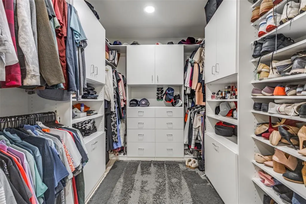 1505 Elm Street, #303