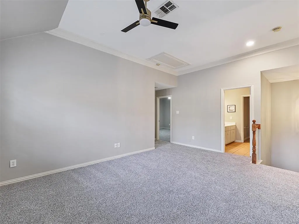 2673 April Sound Lane