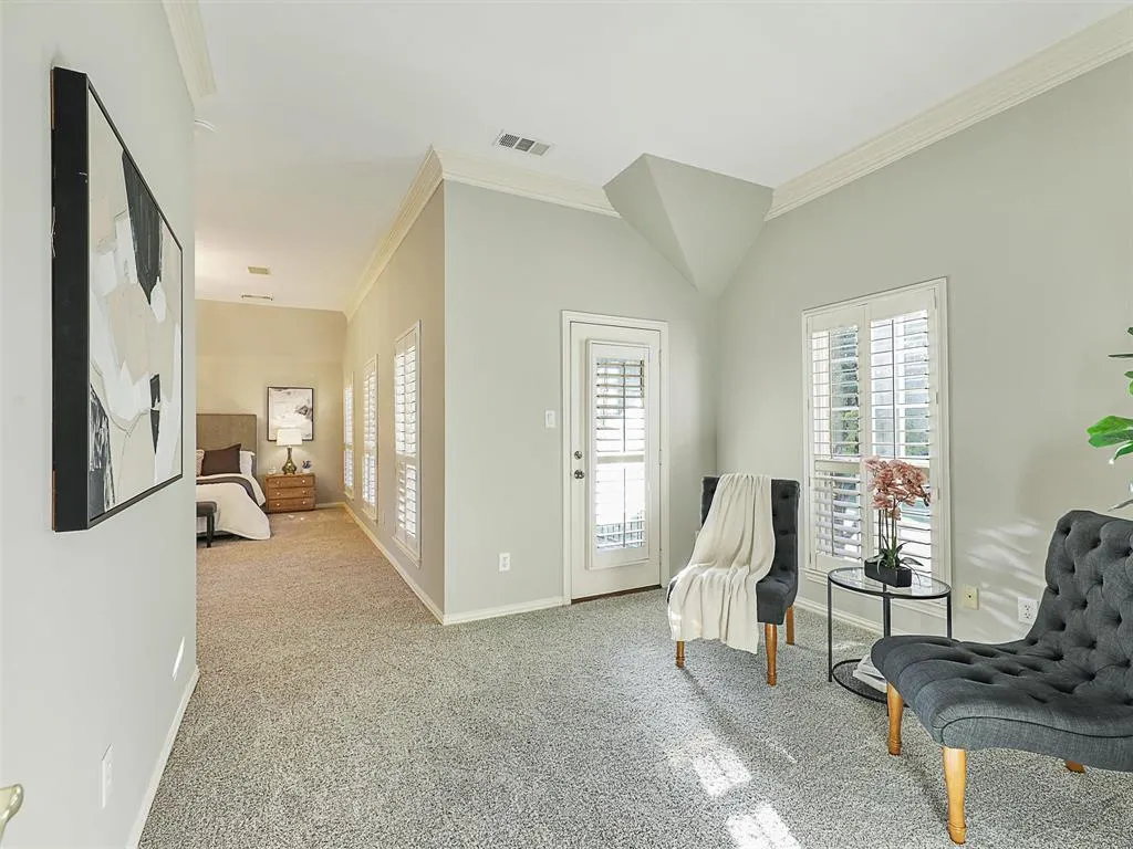 2673 April Sound Lane