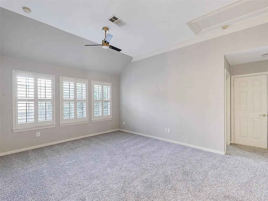 2673 April Sound Lane