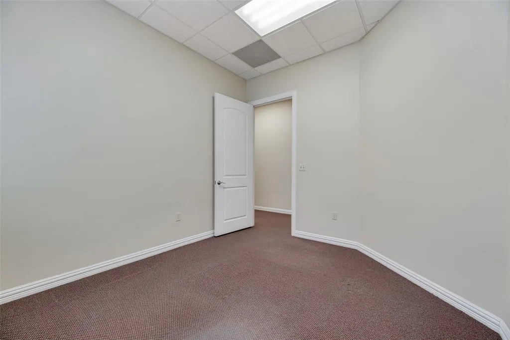 5052 Tennyson Parkway