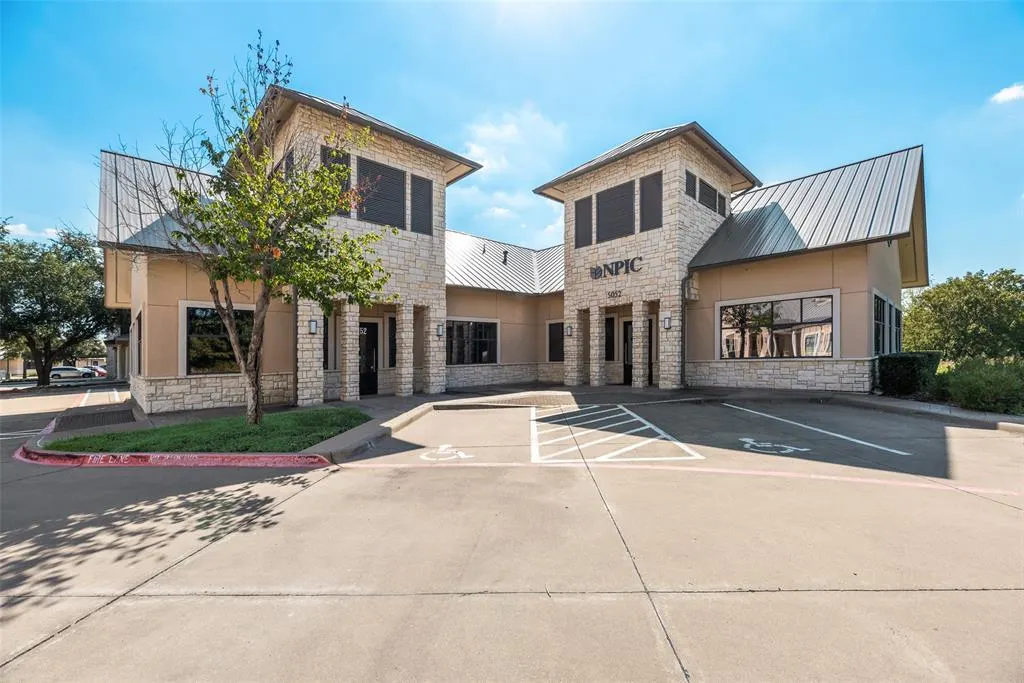 5052 Tennyson Parkway