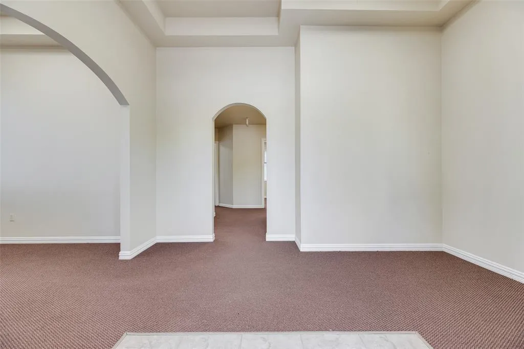 5052 Tennyson Parkway