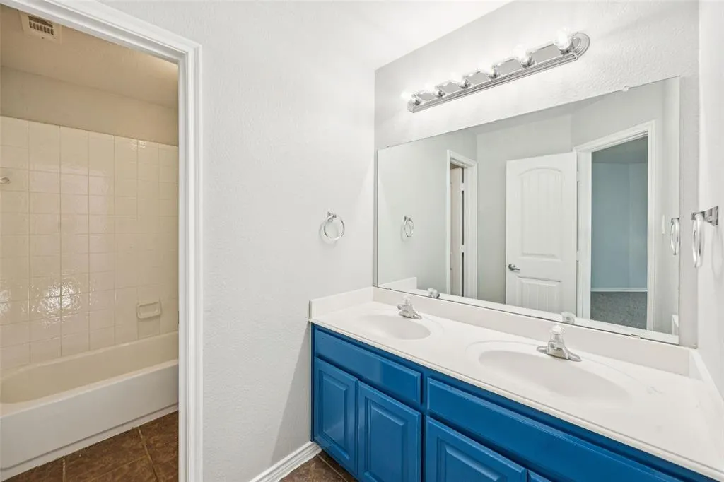 8204 Boulder River Trail