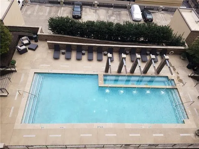 1200 Main Street, #1010