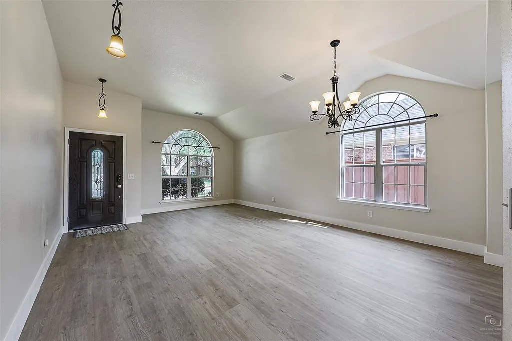 8609 Shakespeare Lane