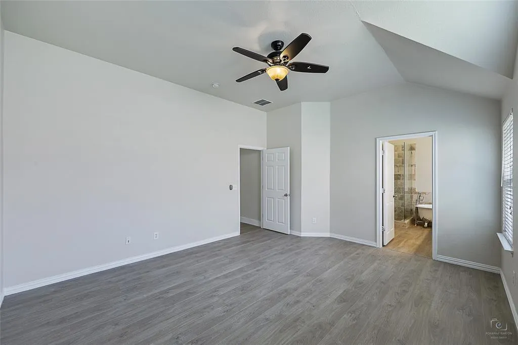 8609 Shakespeare Lane