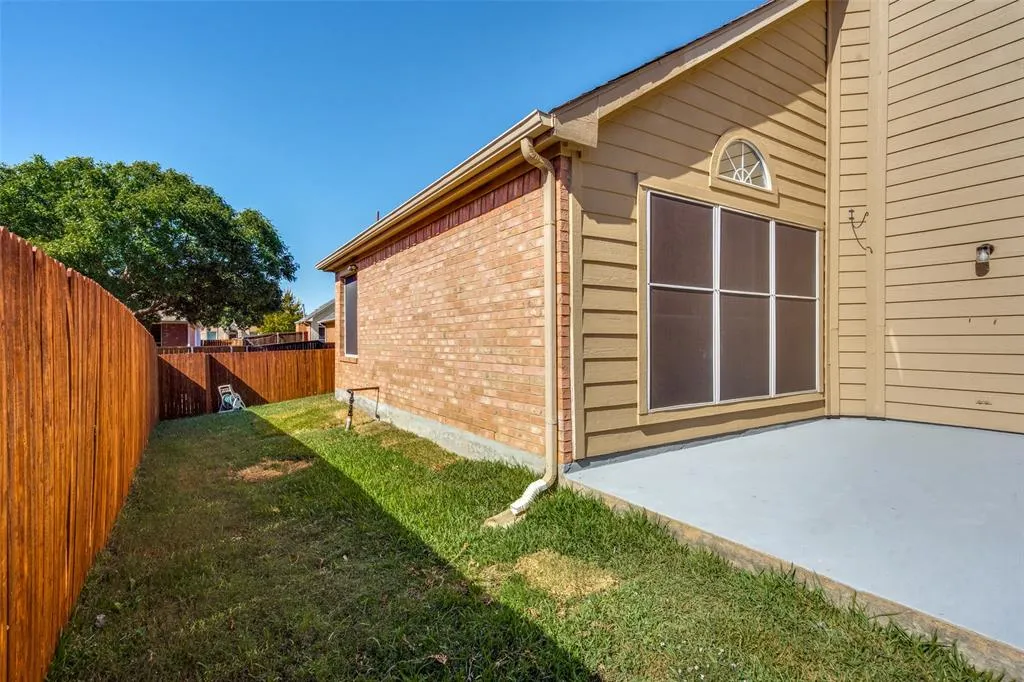 6613 Candlecreek Lane